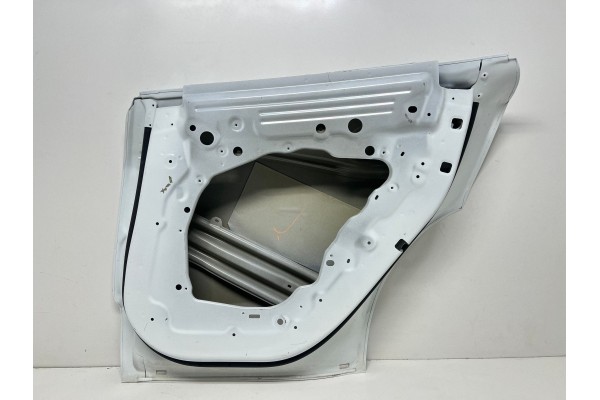 Puerta Trasera Derecha para Pasajero Tesla Model Y