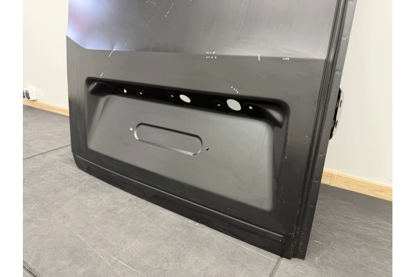 VW CRAFTER II / MAN TGE (desde 2017) - Puerta Trasera Izquierda, Techo