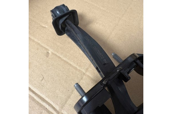ORIGINAL DOOR DRIVE LEFT FRONT BMW OE 9883257 NEW Quality of parts according to GVO O original with manufacturer s logo OE