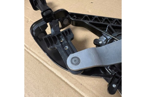 ORIGINAL DOOR DRIVE LEFT FRONT BMW OE 9883257 NEW Catalog number of the original 9883257