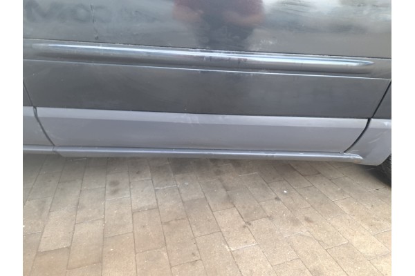 DOOR RIGHT FRONT BARE CHRYSLER PACIFICA PX8 Part manufacturer Chrysler OE