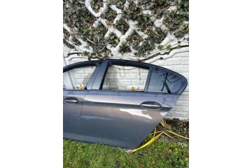 BMW 5 G30 LCI 2023 Drzwi lewe przod ty komplet kolor X08 ceramika Part manufacturer BMW OE