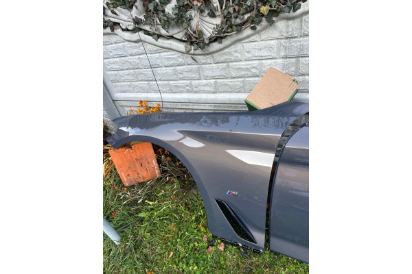 BMW 5 G30 LCI 2023 Drzwi lewe przod ty komplet kolor X08 ceramika Car type passenger cars