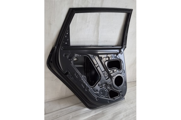 Puerta trasera izquierda Hyundai i20 III 2020 - 77003-Q0000 nueva
