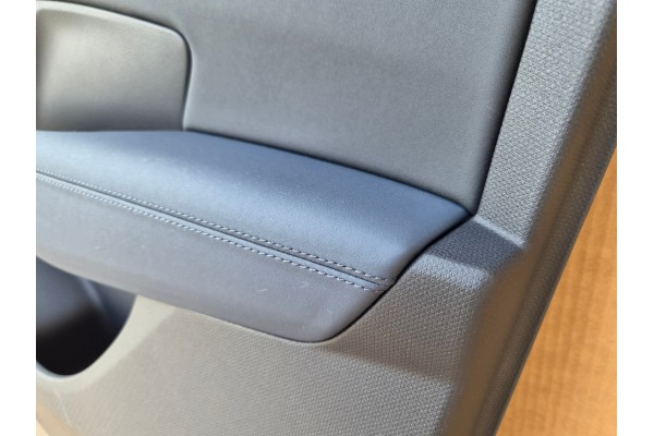 Paneles de Puerta de Cuero con LED para CUPRA TERRAMAR Originales Nuev