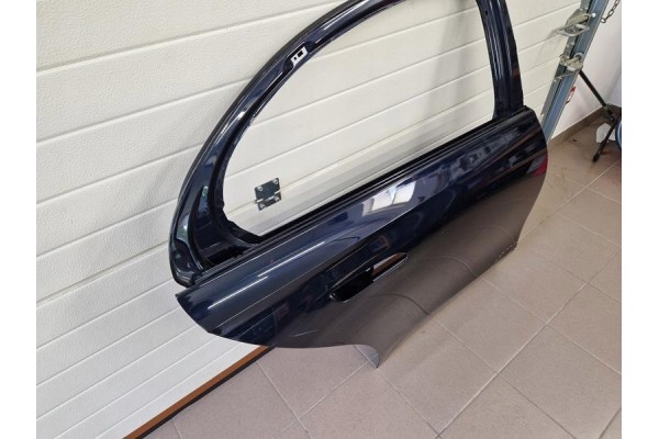 MERCEDES E CLASS 214 W214 A2147323200 DOOR RIGHT REAR ORIGINAL Part manufacturer Mercedes Benz OE