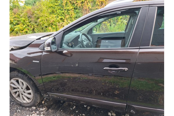 DOOR LEFT FRONT COMPLETE RENAULT MEGANE III LIFT TED17 13 16