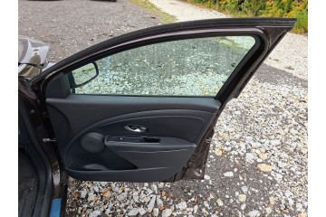 DOOR RIGHT FRONT COMPLETE RENAULT MEGANE III LIFT TED17 13 16 Catalog number of the part DRZWI PRAWE PRZEDNIE PRZOD KOMPLETNE RE