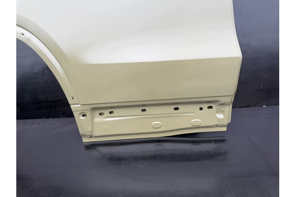 MERCEDES GLA II H247 DOOR RIGHT REAR NEW ORIGINAL 9639 Version European