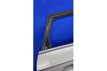 AUDI A3 8V FL 1 4E TRON 204KM SPORTBACK 17R DOOR REAR RIGHT 8V4833052 Installation side rear right