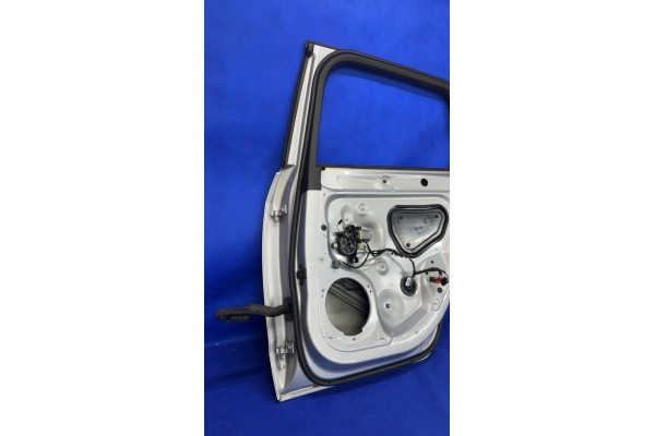 Puerta Trasera Derecha Audi A3 8V Facelift 1.4 e-tron 204CV Sportback 