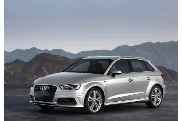 Puerta Trasera Derecha Audi A3 8V Facelift 1.4 e-tron 204CV Sportback 