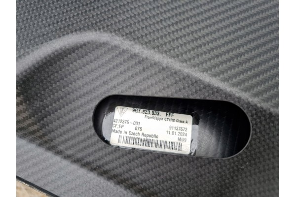 Oryginalna Maska Carbon Porsche GT4RS Cayman 718 Boxster 982 Spyder NOWA Catalog number of the part 9GT823033B