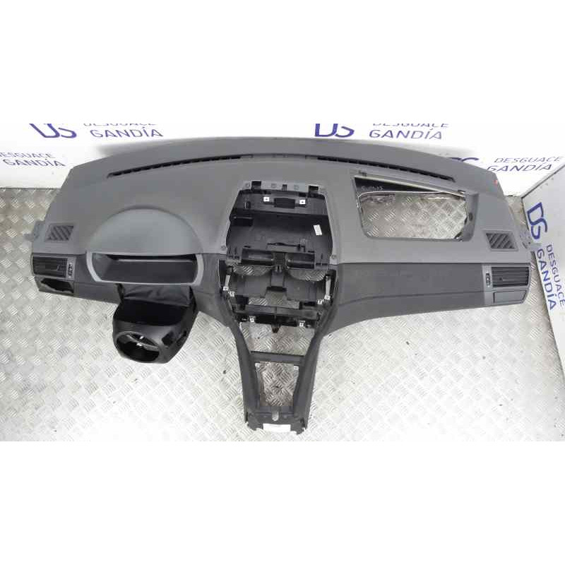 GRIS -NEGRO SALPICADERO BMW SERIE X3 (E83)