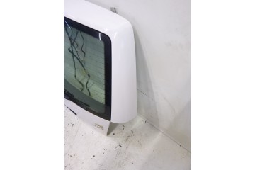 REAR FLAP VW Golf IV KOMBI LB9A WHITE 1997 2006 WITHOUT RUST Catalog number of the part Klapa TYLNA VW Golf IV KOMBI BIAA 1997 2