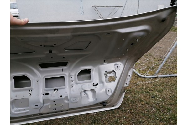 AUDI A8 S8 4H D4 TAILGATE IDEAL LX7T Q4Q4 Packaging status no packaging