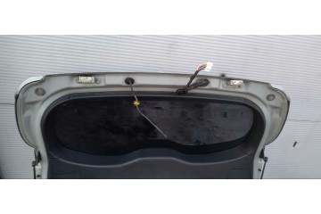 Tapa trasera maletero Kia Carens IV color K3Y en buen estado Europa