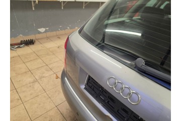 Portón trasero maletero Audi A4 B6 2001-2004 color LY7Q Combi Variant