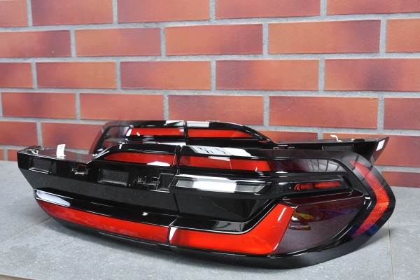 REAR LAMPS LEFT RIGHT BMW X7 G07 LCI LIFT EUROPE ORIGINAL 10443km Part manufacturer BMW OE