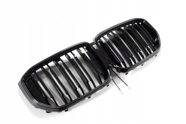 BMW X5 G05 LCI front grill LED black gloss Packaging status original