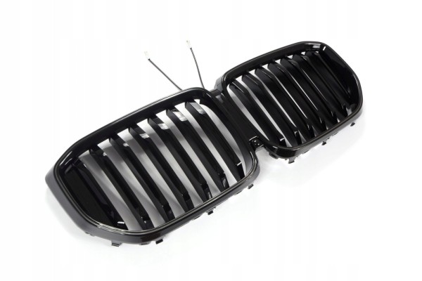 BMW X5 G05 LCI grill black gloss with LED frame Packaging status original