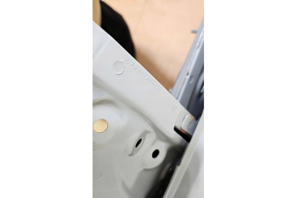 Puerta Delantera Izquierda Mercedes CLE W236 C236 Nueva