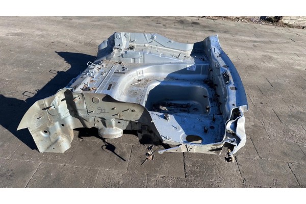 REAR BELT BATHTUB Jaguar F PACE X761 LAK MEN 16 25 Part manufacturer Jaguar OE