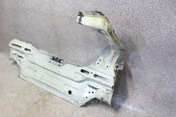 JAGUAR XJ X351 09 19 BELT REAR REINFORCEMENT AW93 40324 A Quality of parts according to GVO O original with manufacturer s logo 