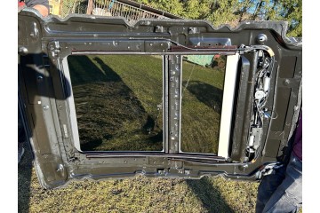 kompletna panorama dach z roletka do ESCAPE Ford mk4 od 2020 Catalog number of the part panorama