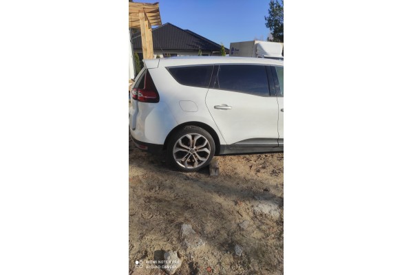 Renault grand scenic IV dach DV369 Catalog number of the part 555017221R