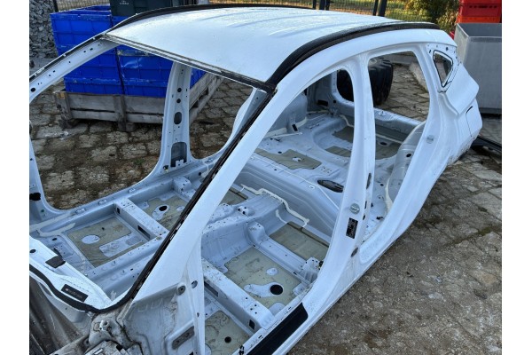 HYUNDAI TUCSON IV NX4 20 SAW ROOF ATLAS WHITE Car type passenger cars