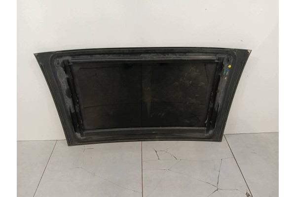 SUNROOF FRONT SUNROOF GLASS Porsche Panamera II 2016 2023 971 Car type passenger cars