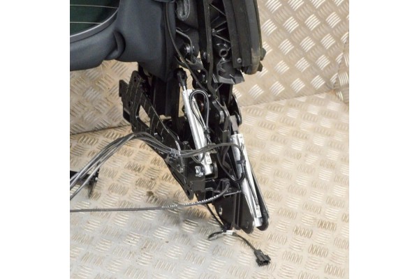 ROOF FOLDING MECHANISM MERCEDES BENZ E CABRIO A207 43R001025 15004507 Part manufacturer Mercedes Benz OE