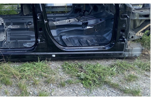 PROG SUPEK PRAWY MERCEDES S W222 LONG