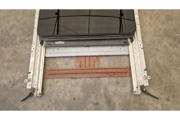SUNROOF COMPLETE CASSETTE DODGE DURANGO III 2014 2023 1HZ18HDAAD Part manufacturer Dodge OE