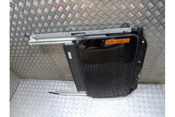 MERCEDES GL W166 AMG SUNROOF ROOF GLASS 624697402 040