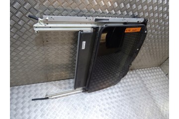 MERCEDES GL W166 AMG SUNROOF ROOF GLASS 624697402 040 Catalog number of the part 1667801429