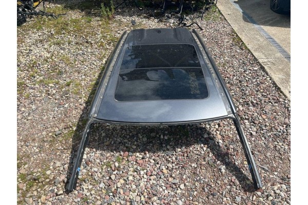 Roof NISSAN NA07V05 1 5L hybrid 120kW 2024 Car type passenger cars