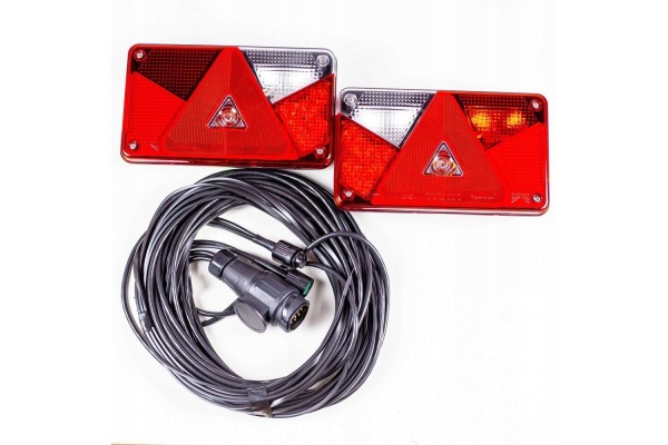 Juego de luces traseras LED con cableado de 7 m y conector de 13 pines