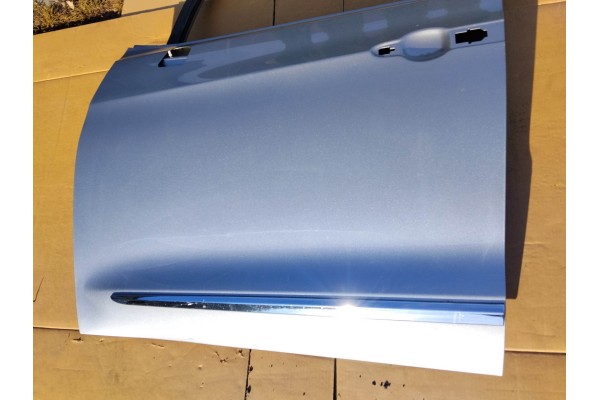 CHRYSLER PACIFICA 17 PSC DOOR LEFT FRONT REAR SILVER FRONT Color silver