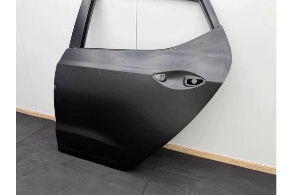 Puerta Trasera Izquierda HYUNDAI i10 II 2013-2019 - Nueva Original OEM