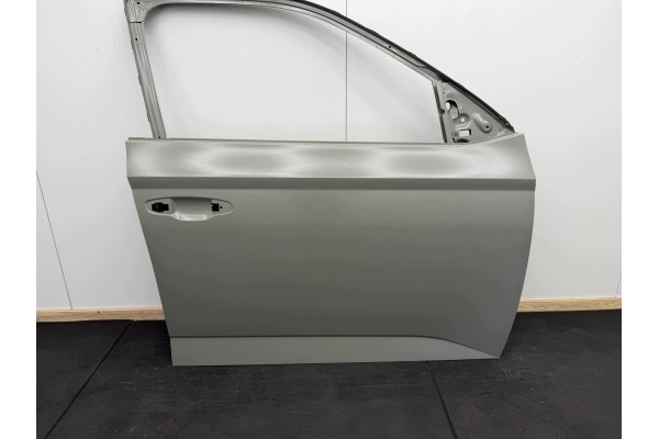 SKODA FABIA III 6V 2014r 2022r DOOR RIGHT FRONT NEW ORIGINAL Catalog number of the part SKODA FABIA III 6V 2014r 2022r DRZWI PRA