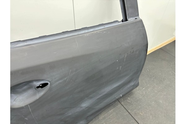MAZDA 2 2014r DOOR RIGHT REAR NEW ORIGINAL Car type passenger cars