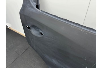 Puerta Trasera Derecha para Pasajero MAZDA 2 2014-Presente - Pieza Ori