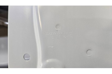DOOR FRONT RIGHT MERCEDES CLE W236 A236 C236 A2367222600 NEW ORY Car type passenger cars