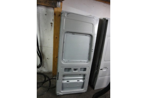 Puertas traseras completas para Mercedes Sprinter y Volkswagen LT 1995