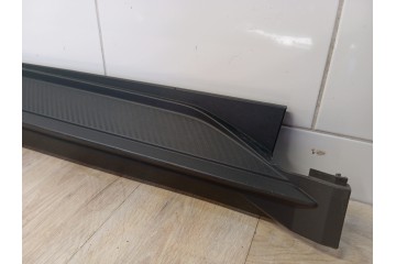 Threshold strip left Renault 5 E Tech Electrician 24 764186467R LLU Catalog number of the part 764186467R LLU