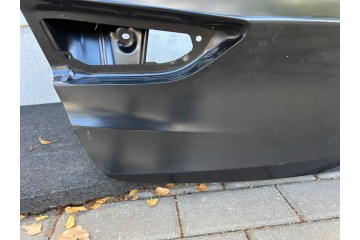TAPA TRASERA MALETERO OPEL ASTRA V K HB 39047564 NUEVA ORIGINAL