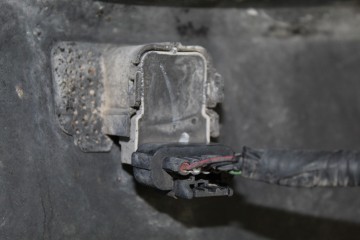 GRIS PARAGOLPES TRASERO HYUNDAI IX35 (EL/LM)