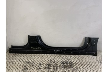 NEW ORIGINAL THRESHOLD POST RIGHT KIA PROCEED 19 25r RIGHT Catalog number of the part NOWY ORYGINALNY PROG SUPEK PRAWY KIA PROCE